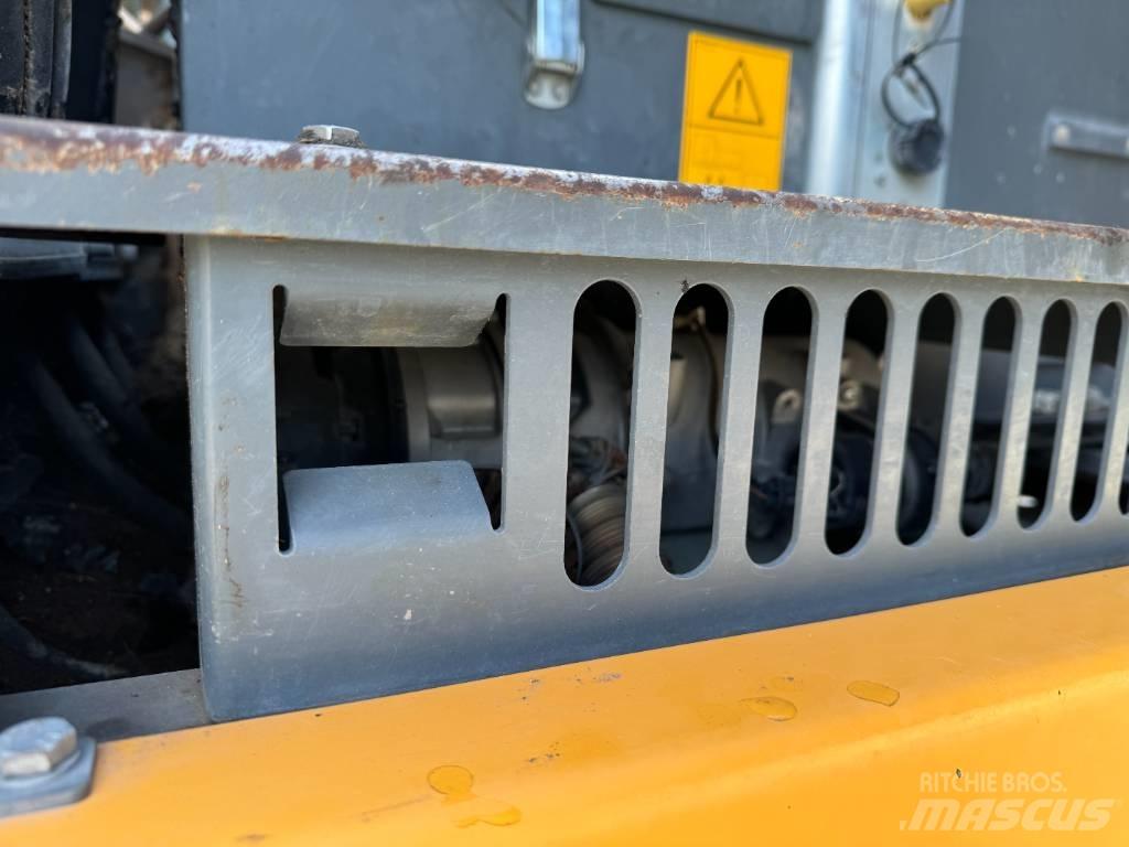 Liebherr LH 22 M 廢棄物/工業用操作車