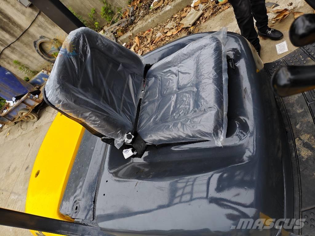 Komatsu FD 30 柴油卡車