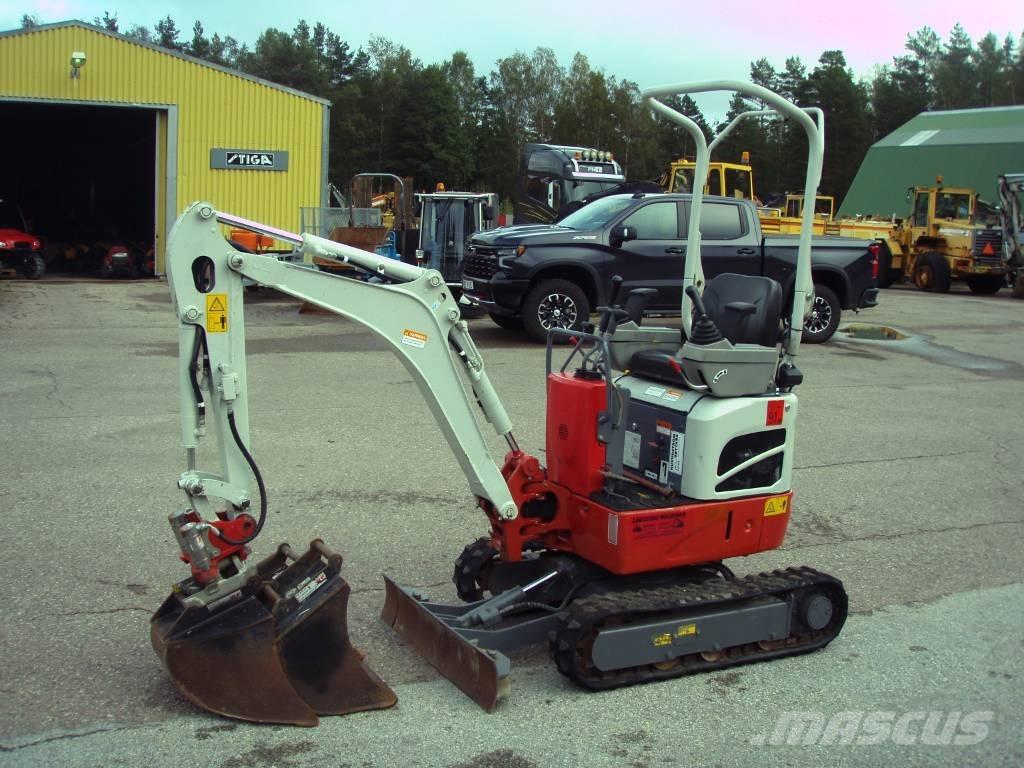 Takeuchi TB 210 R 小型挖土機/掘鑿機<7t(小型挖掘機)