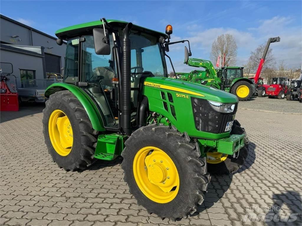 John Deere 5075E 曳引機
