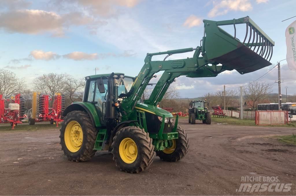 John Deere 6120M 曳引機