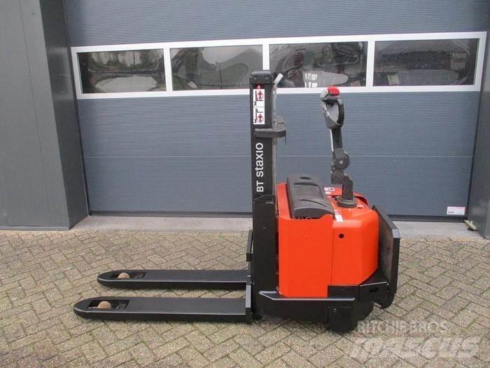 BT SWE 160D 行走控制式堆積機