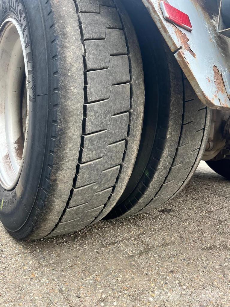 Terberg TT223 終端式曳引機