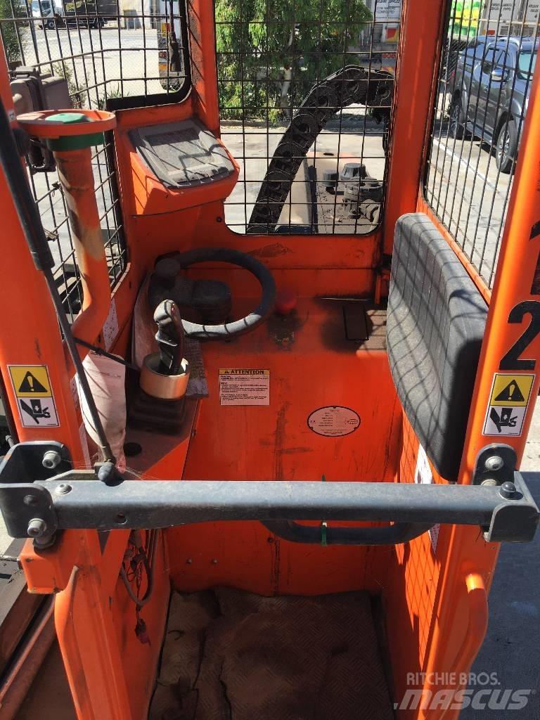 Combilift C4000STE 鏟裝機