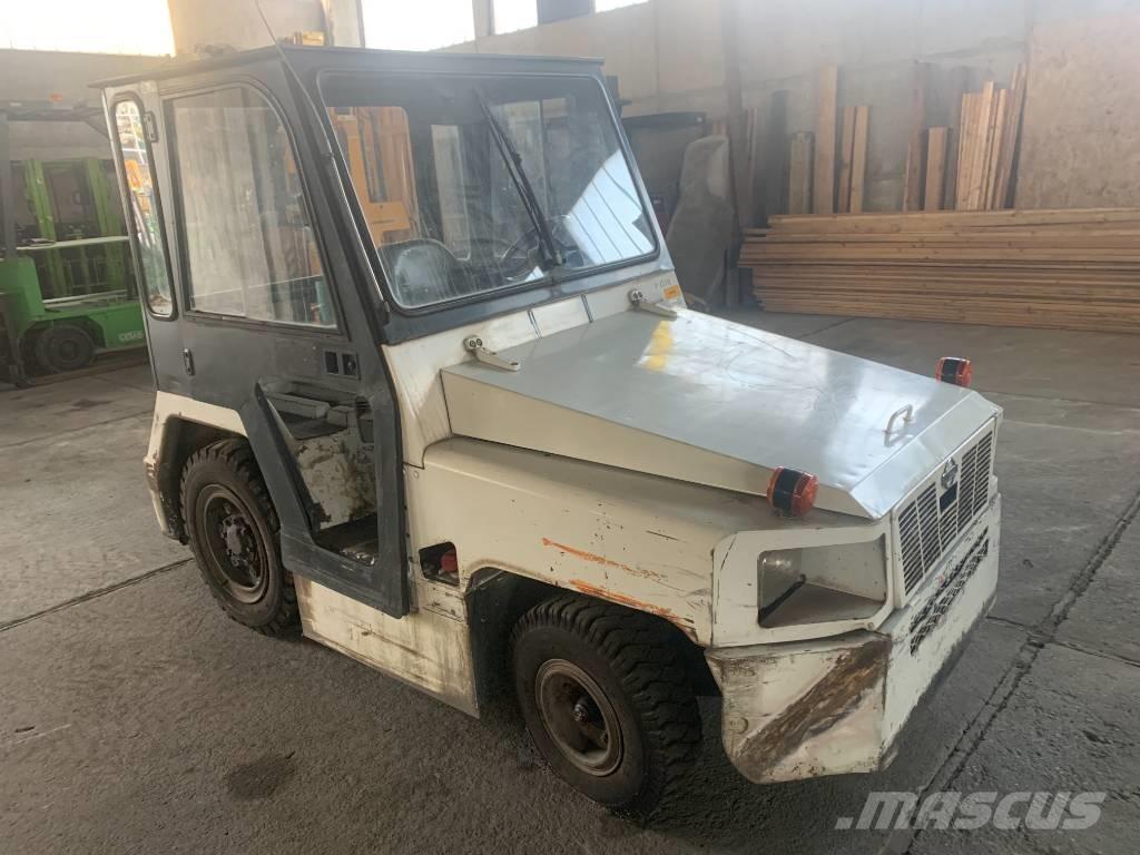 Nissan TD2500 V-2579 機場設備