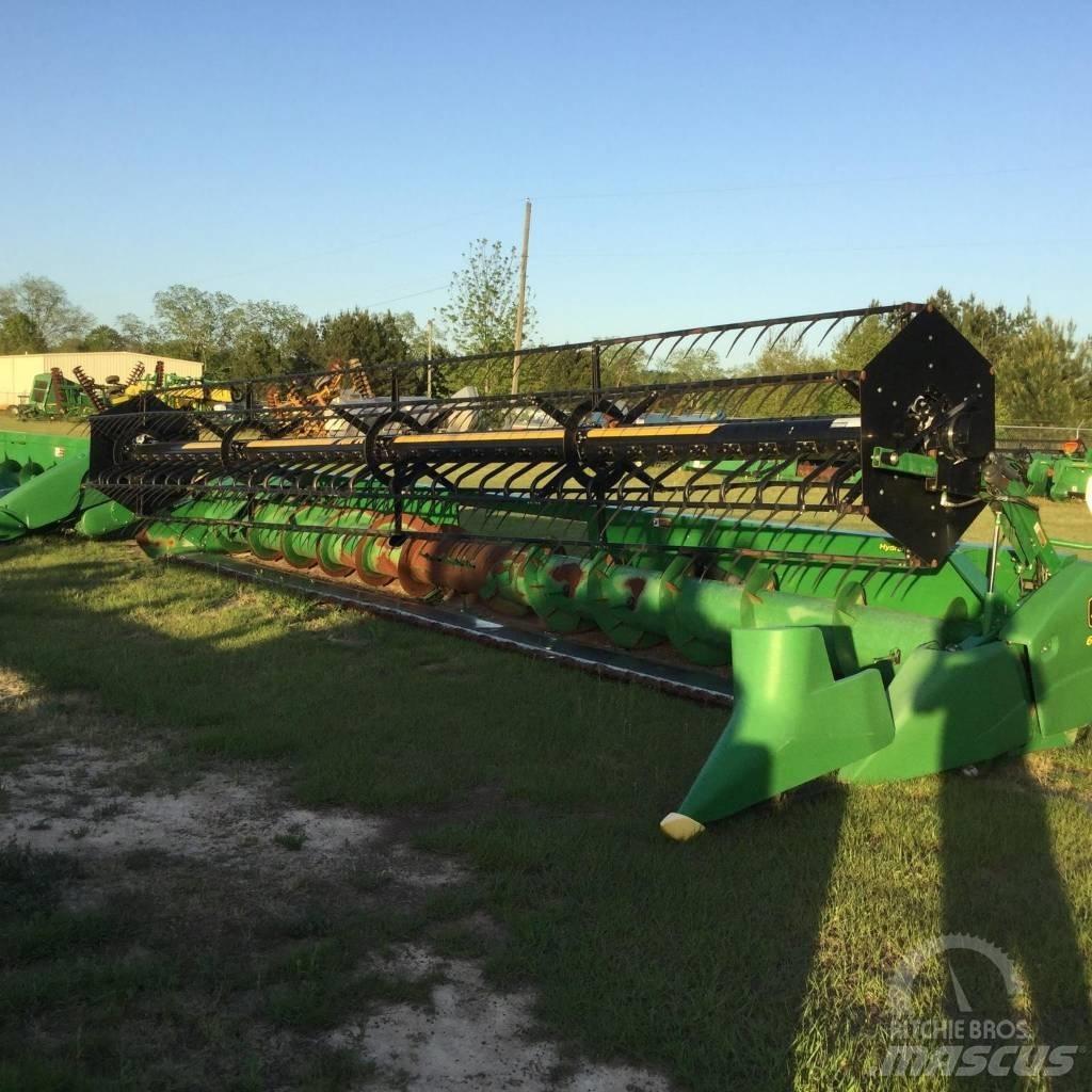 John Deere 630 F 聯合收割機頭
