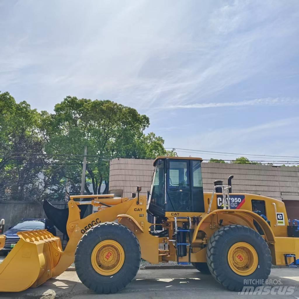 CAT 950 GC 輪胎式裝載機