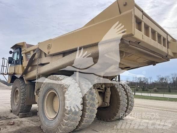 CAT 773D 鉸接式起吊車