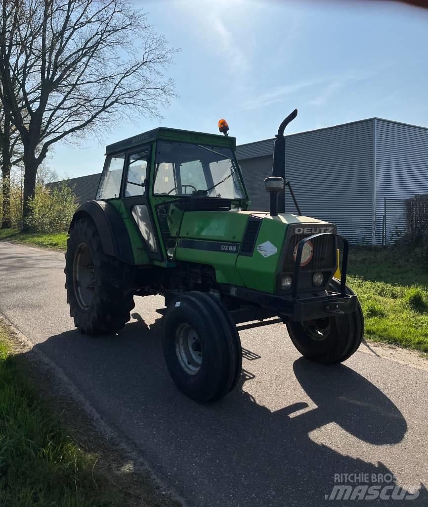 Deutz DX85 曳引機
