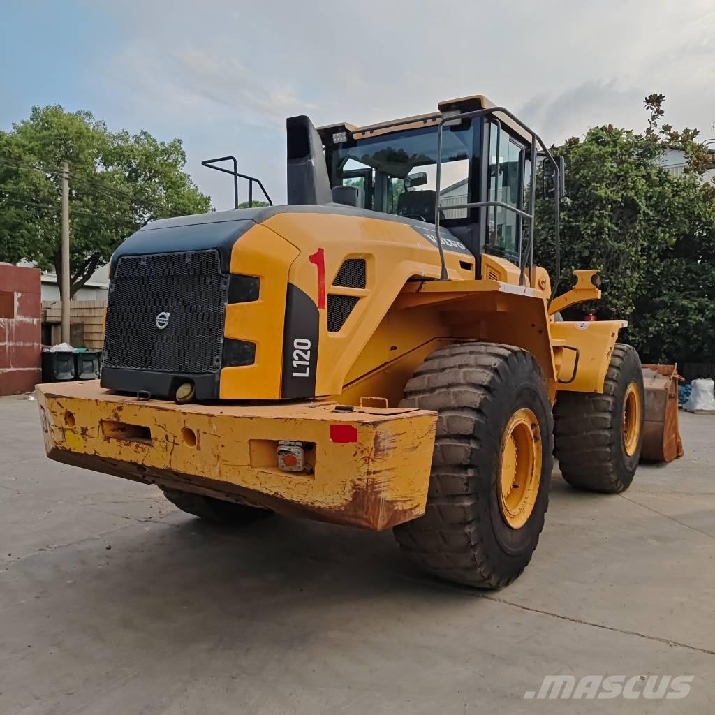 Volvo L120E 輪胎式裝載機