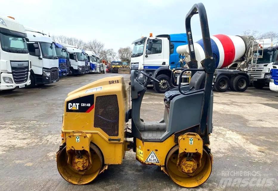 CAT CB 14 B 雙輪滾壓機