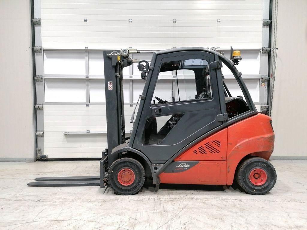 Linde H25T-02 液化石油氣LPG卡車