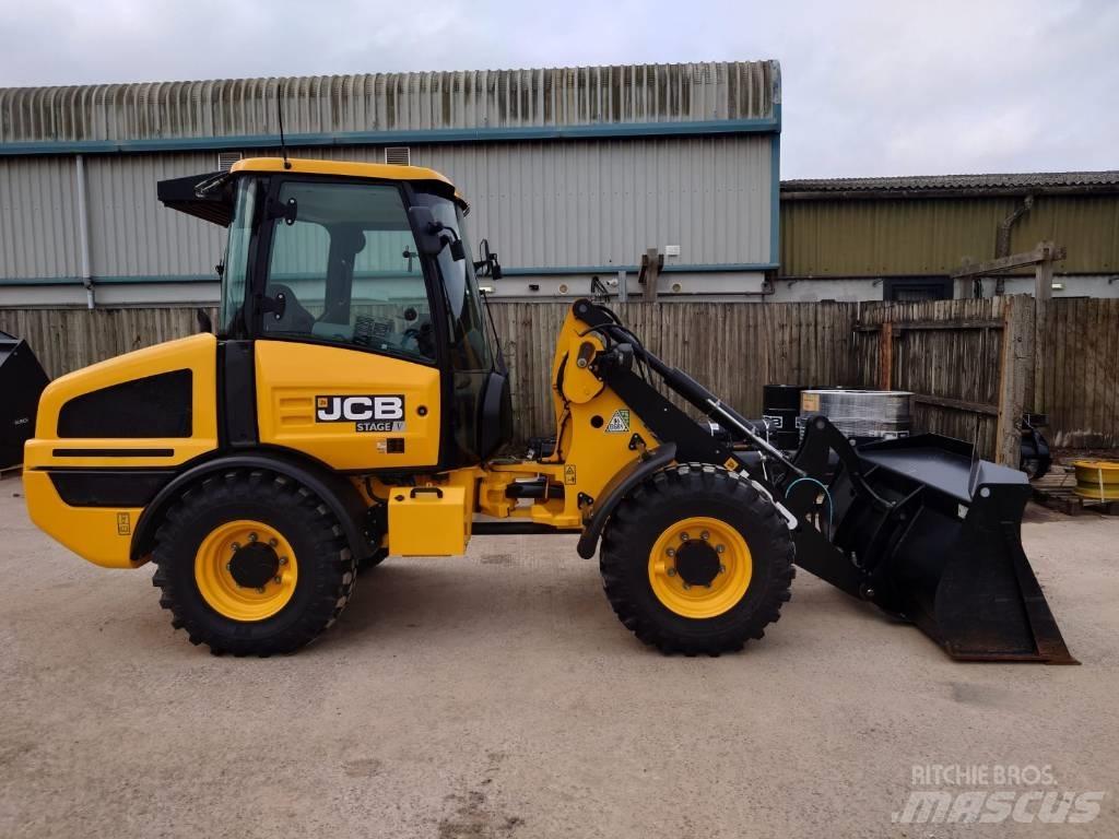 JCB 407 輪胎式裝載機
