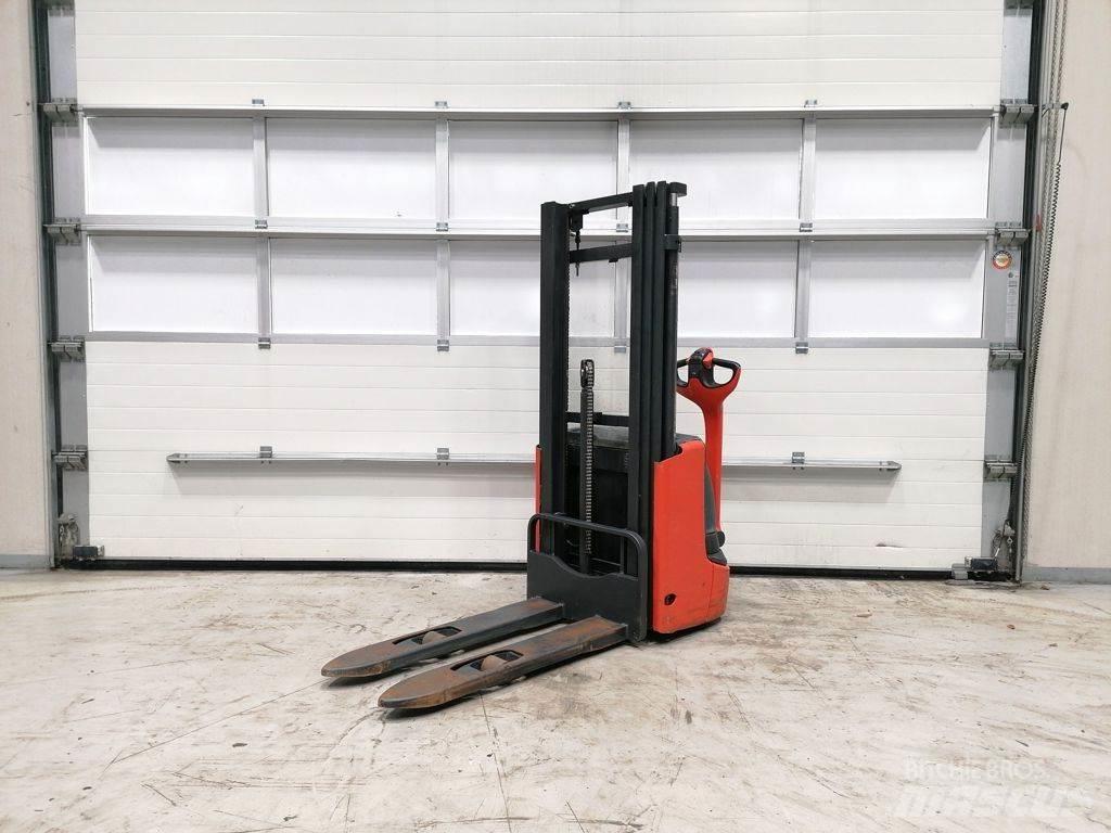 Linde L10 行走控制式堆積機