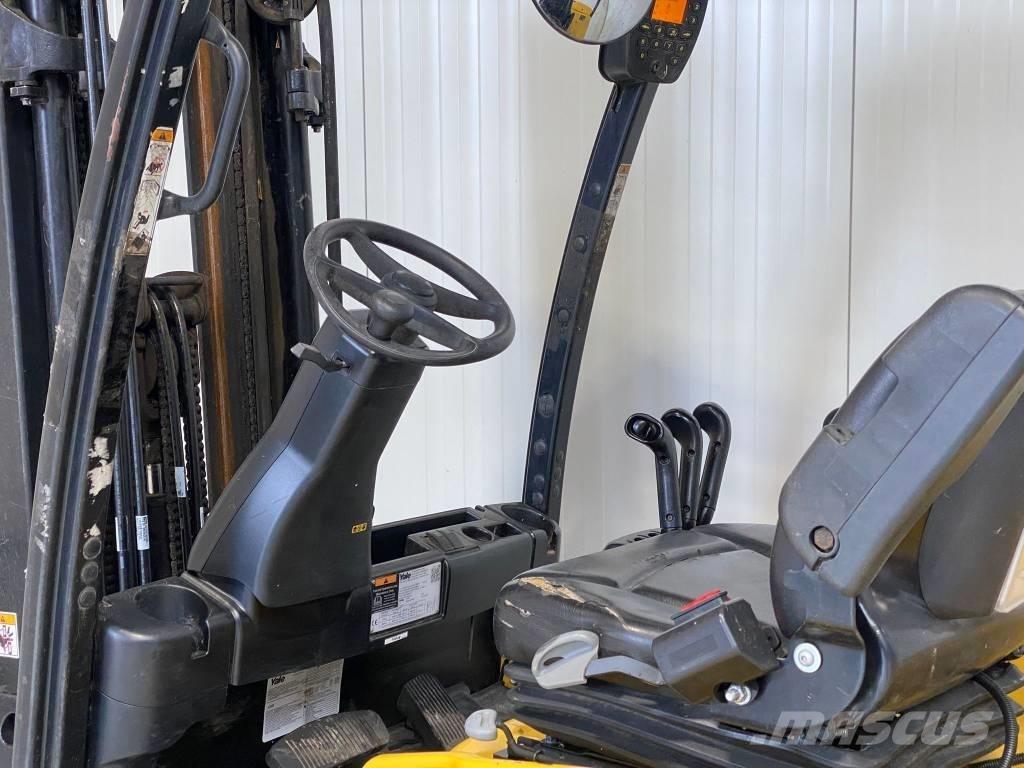 Yale ERP30VL 電動堆高機