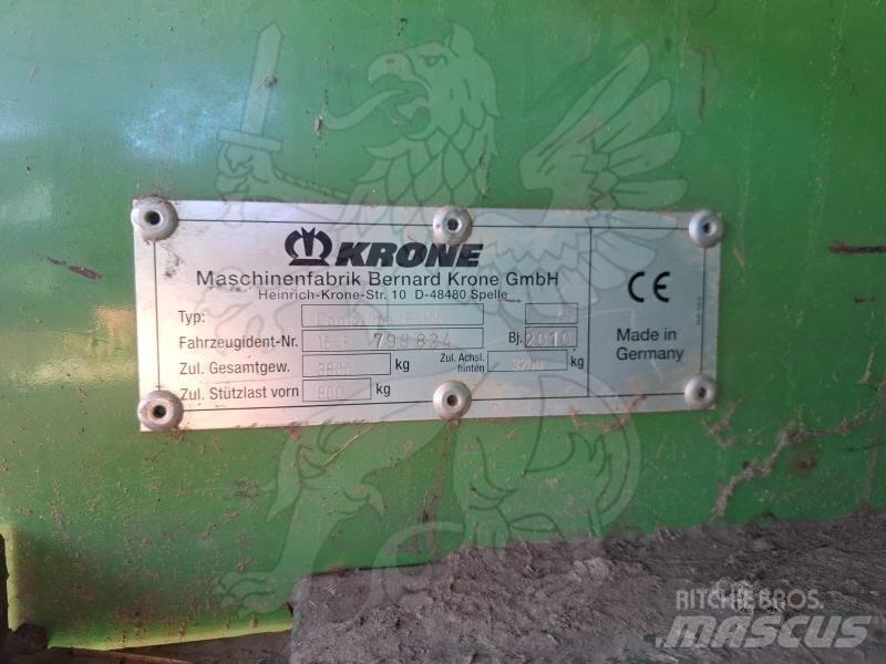 Krone Comprima F 155 圓型牧草打包機