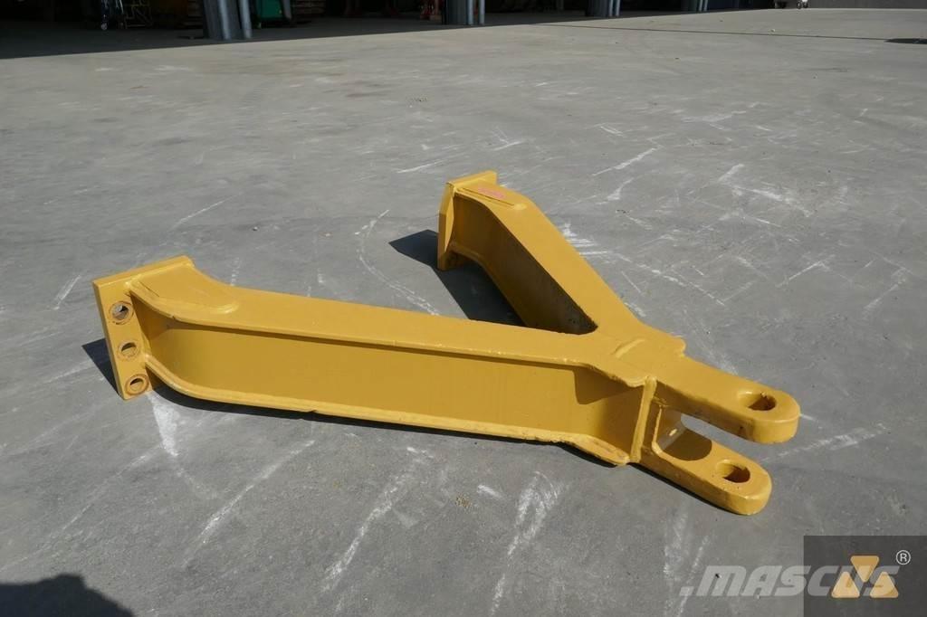 CAT D6 Drawbar 其他組件