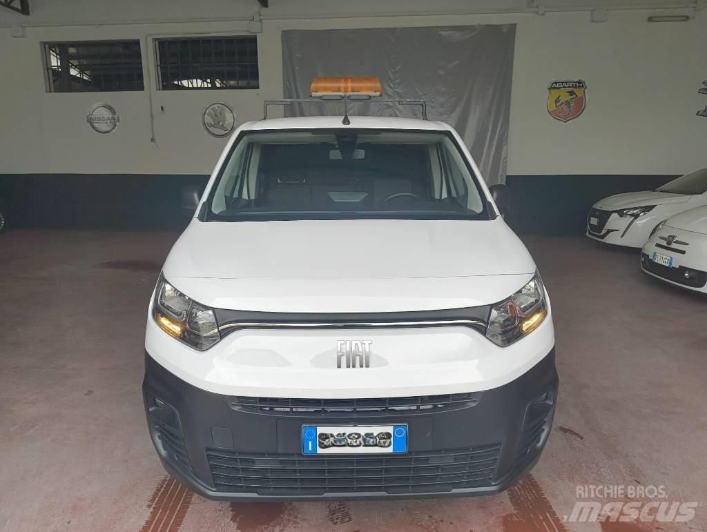 Fiat Doblo 廂式貨物運輸車