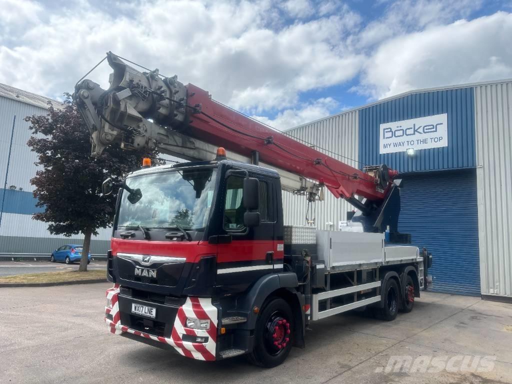 Böcker AK 46/6000 全路面起重機/吊車