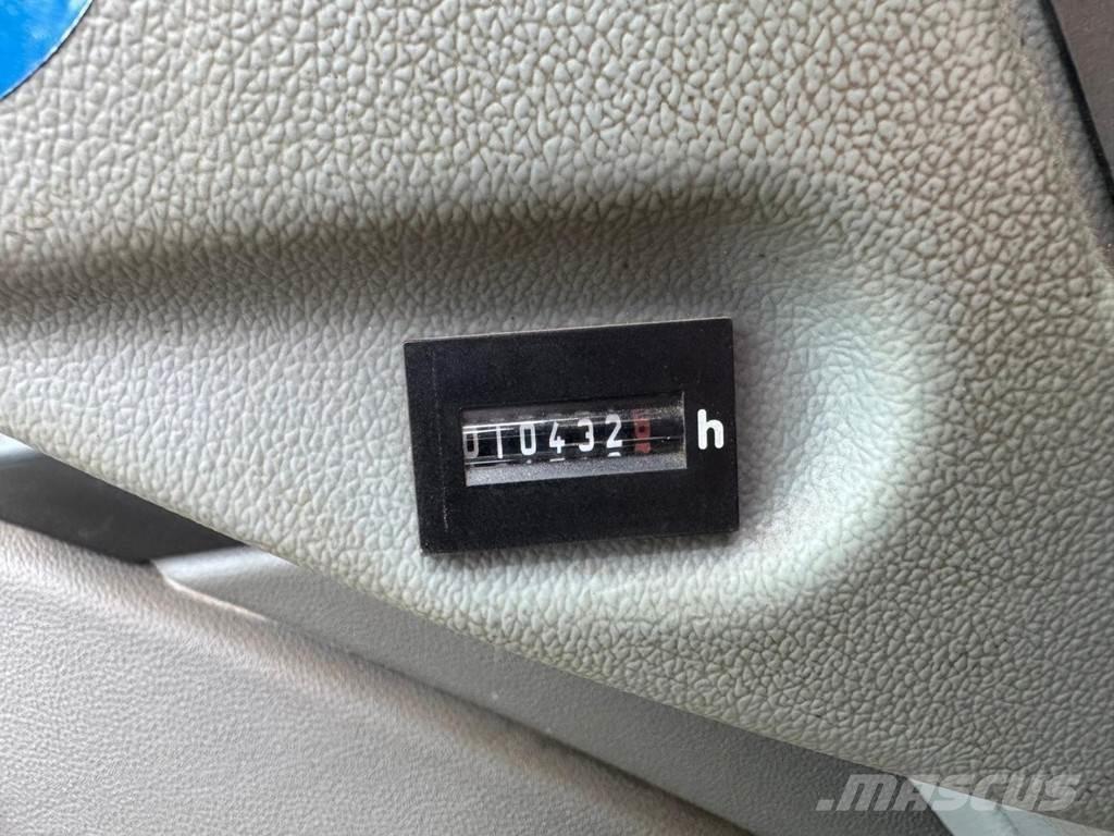 Liebherr LH 40 M 廢棄物/工業用操作車