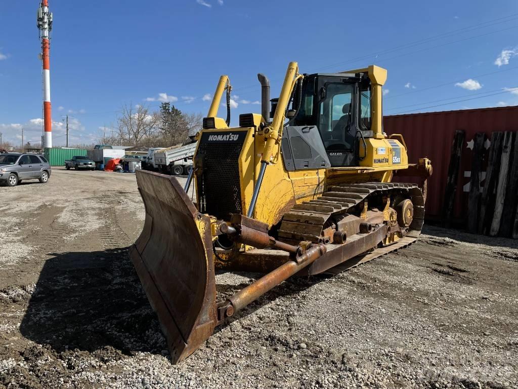 Komatsu D65EX-15 履帶推土機