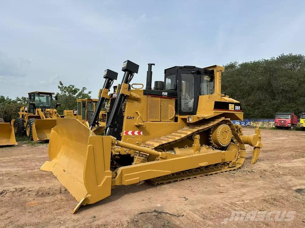 CAT D8R 履帶推土機