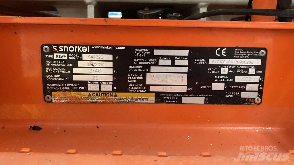 Snorkel S4732E 剪式升降機