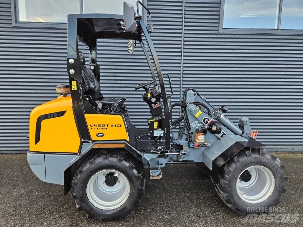 GiANT v452t hd xtra 小型裝載機