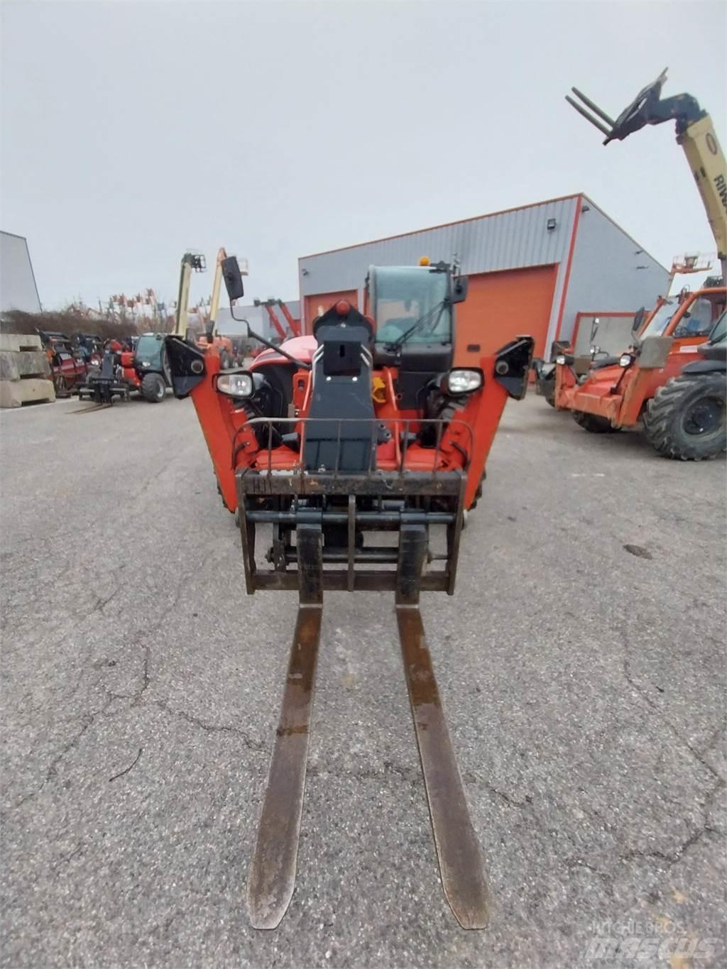 Manitou MT1440 伸縮臂操作車