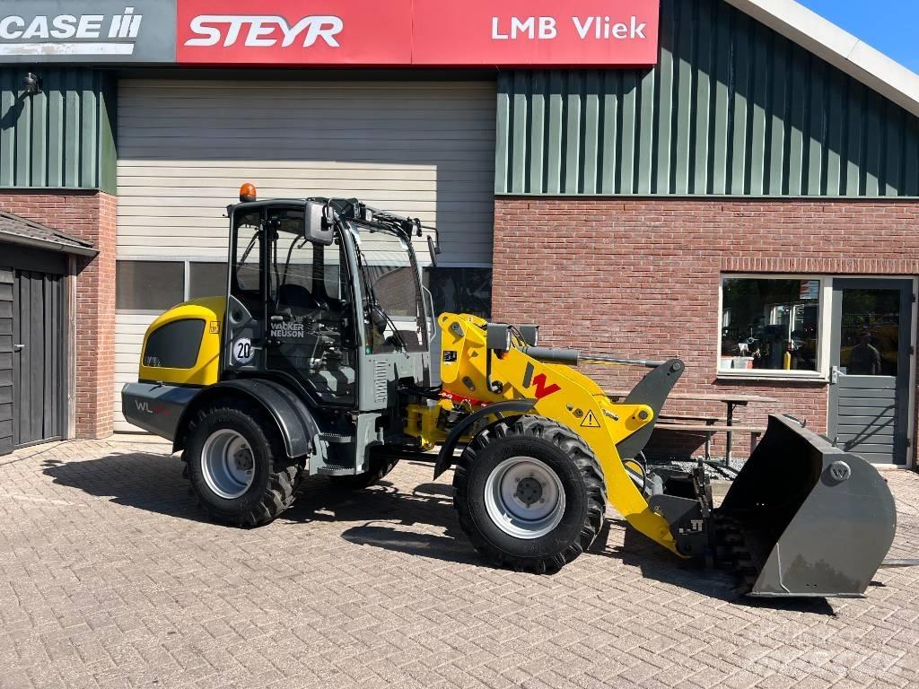 Wacker Neuson WL 44 輪胎式裝載機