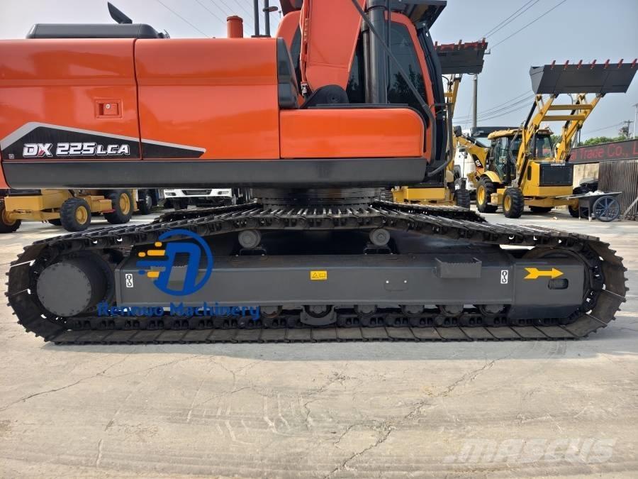 Doosan DX 225 LCA 履帶式 挖土機/掘鑿機/挖掘機