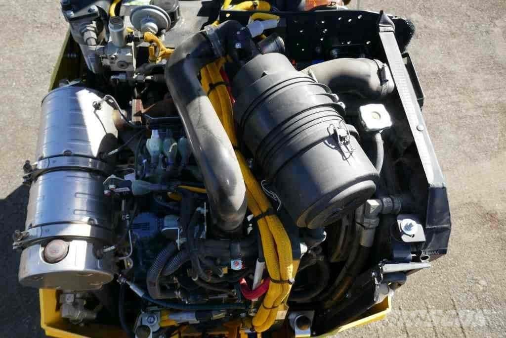 Bomag BW 100 AD-5 小型瀝青機