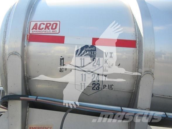 ACRO DOT 407 罐體半拖車