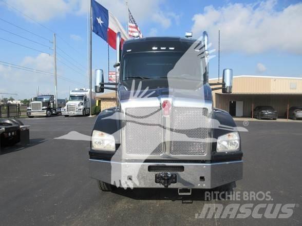Kenworth T880 曳引機組件