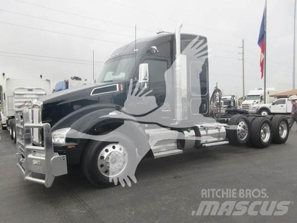 Kenworth T880 曳引機組件