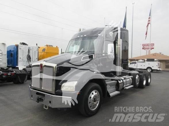 Kenworth T880 曳引機組件