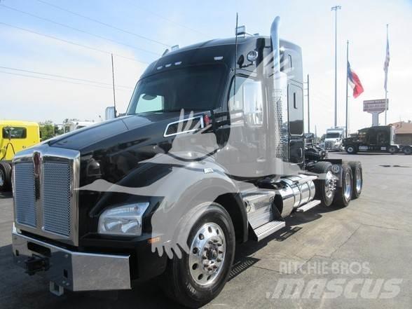 Kenworth T880 曳引機組件