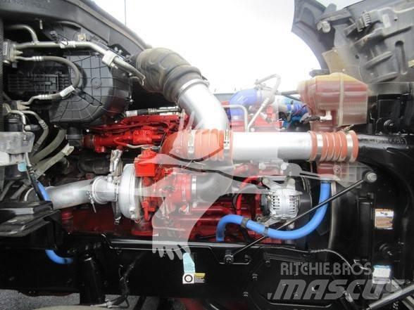 Kenworth T880 曳引機組件