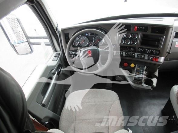 Kenworth T880 曳引機組件