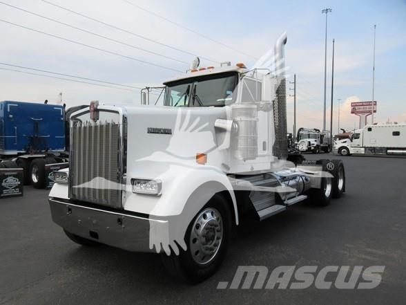 Kenworth W900L 曳引機組件