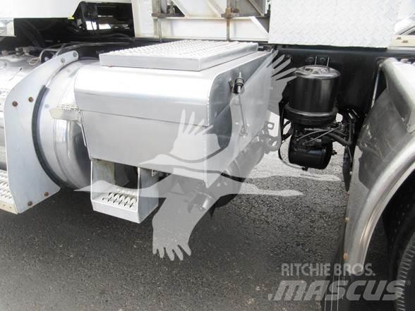 Peterbilt 367 曳引機組件