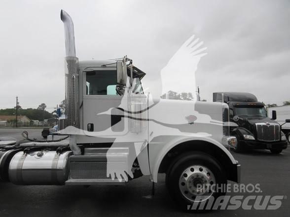 Peterbilt 389 曳引機組件