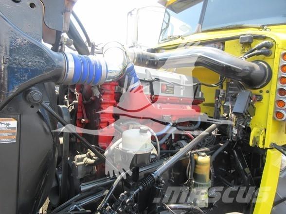 Peterbilt 389 曳引機組件