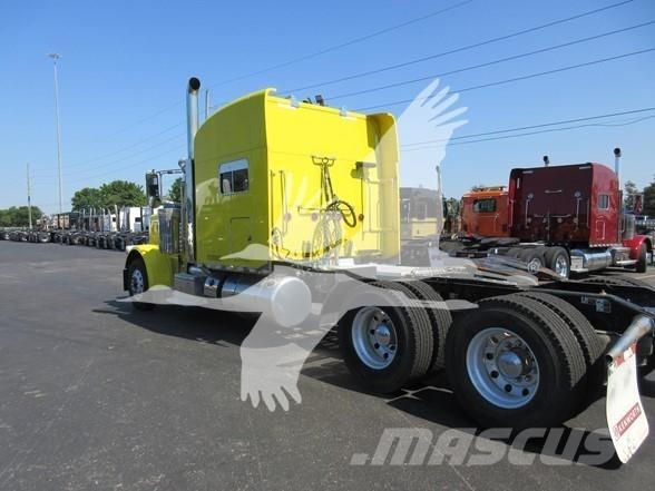 Peterbilt 389 曳引機組件
