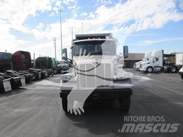 Peterbilt 567 傾卸式卡車
