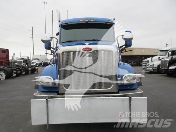Peterbilt 567 曳引機組件