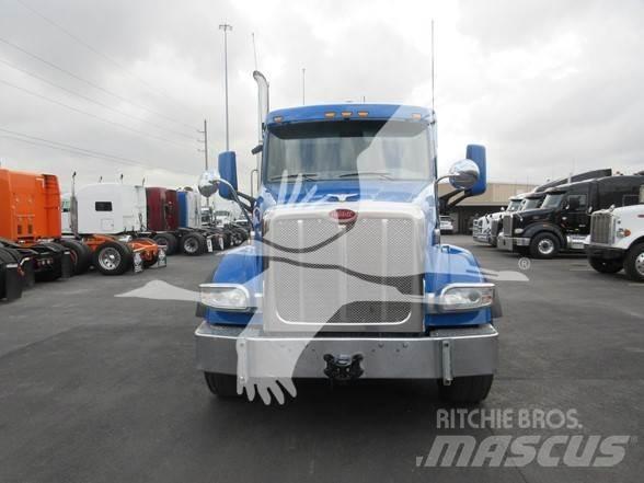 Peterbilt 567 曳引機組件