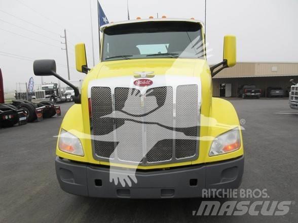 Peterbilt 579 曳引機組件