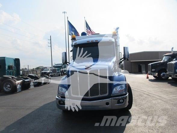 Peterbilt 579 其他