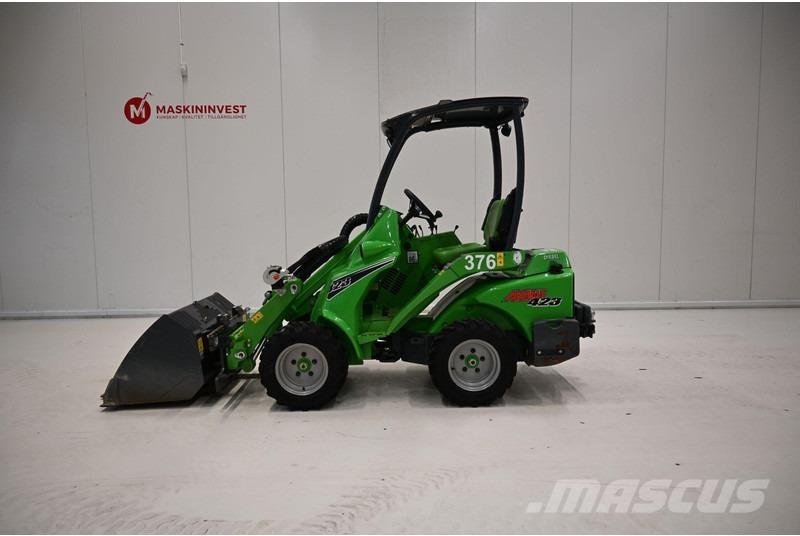 Avant 423 輪胎式裝載機